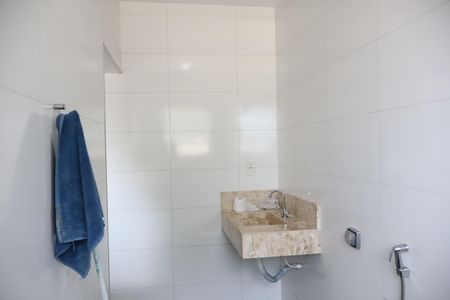 Casa à venda com 210m², 2 quartos e 3 vagasBanheiro Suíte
