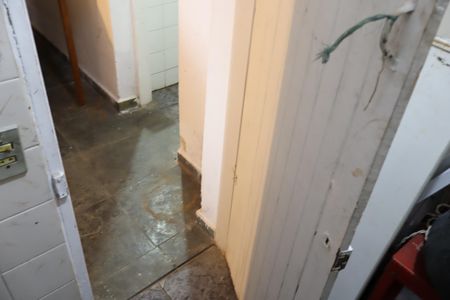 Casa à venda com 210m², 2 quartos e 3 vagasBanheiro garagem