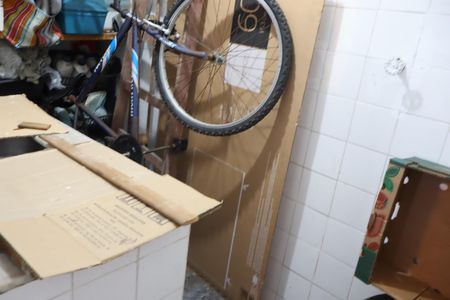 Casa à venda com 210m², 2 quartos e 3 vagasCozinha garagem