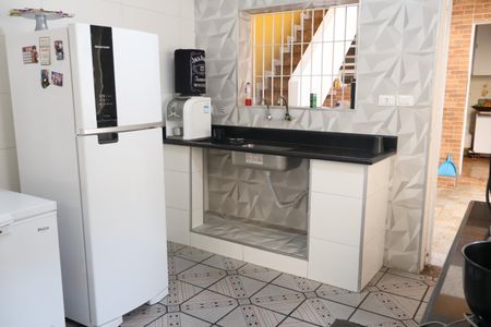 Casa à venda com 210m², 2 quartos e 3 vagasSala de jantar e copa