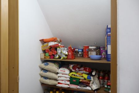 Casa à venda com 210m², 2 quartos e 3 vagasQuarto de dispensa