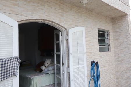 Casa à venda com 210m², 2 quartos e 3 vagasVaranda - Suíte