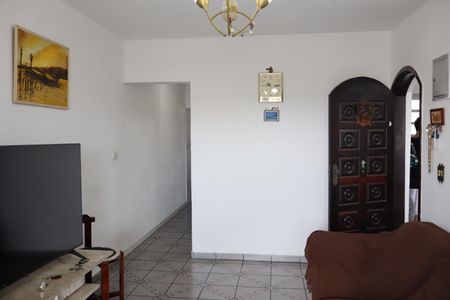 Casa à venda com 210m², 2 quartos e 3 vagasSala