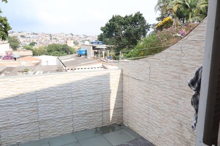 Casa à venda com 210m², 2 quartos e 3 vagasVaranda - Suíte