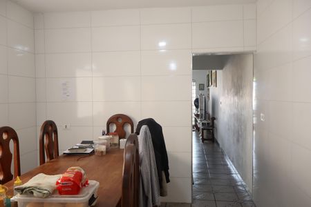 Casa à venda com 210m², 2 quartos e 3 vagasSala de jantar e copa