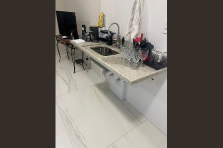 Studio à venda com 35m², 1 quarto e sem vaga Studio à venda com 35m², 1 quarto e sem vagaCozinha