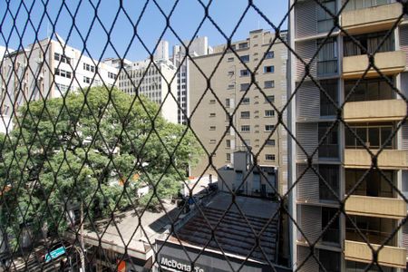 Vista do Quarto 1 de apartamento para alugar com 2 quartos, 116m² em Jardim Paulista, São Paulo
