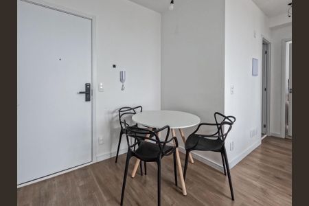 Apartamento para alugar com 38m², 2 quartos e 1 vaga