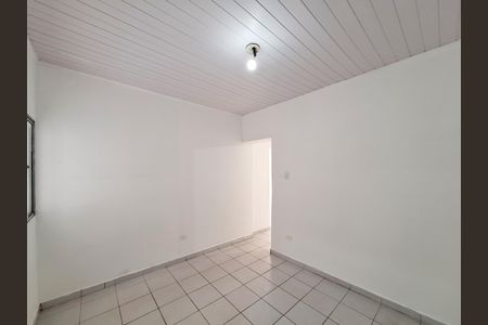 Quarto 2 de casa para alugar com 2 quartos, 50m² em Chora Menino, São Paulo