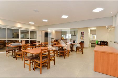 Apartamento à venda com 44m², 2 quartos e 1 vaga Apartamento à venda com 44m², 2 quartos e 1 vagaÁrea comum - Salão de festas