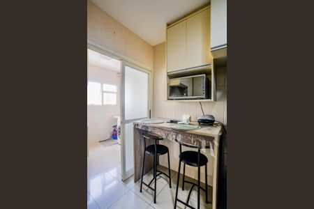 Apartamento para alugar com 200m², 3 quartos e 2 vagas Apartamento para alugar com 200m², 3 quartos e 2 vagasCozinha