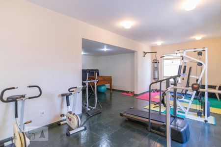 Apartamento para alugar com 200m², 3 quartos e 2 vagas Apartamento para alugar com 200m², 3 quartos e 2 vagasÁrea comum - Academia