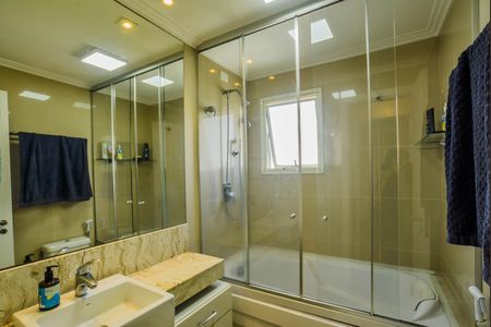 Apartamento para alugar com 200m², 3 quartos e 2 vagas Apartamento para alugar com 200m², 3 quartos e 2 vagasBanheiro da Suíte