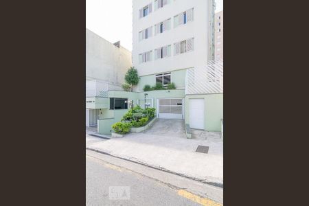 Apartamento para alugar com 200m², 3 quartos e 2 vagas Apartamento para alugar com 200m², 3 quartos e 2 vagasFachada
