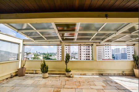 Apartamento para alugar com 200m², 3 quartos e 2 vagas Apartamento para alugar com 200m², 3 quartos e 2 vagasCobertura