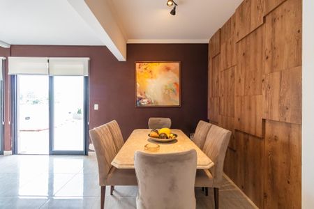 Apartamento à venda com 180m², 2 quartos e 2 vagas Apartamento à venda com 180m², 2 quartos e 2 vagasSala