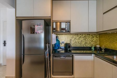 Apartamento à venda com 180m², 2 quartos e 2 vagas Apartamento à venda com 180m², 2 quartos e 2 vagasCozinha