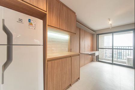 Cozinha de apartamento à venda com 1 quarto, 30m² em Vila Cordeiro, São Paulo