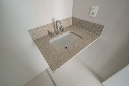 Banheiro de kitnet/studio para alugar com 1 quarto, 37m² em Jardim Paulista, São Paulo