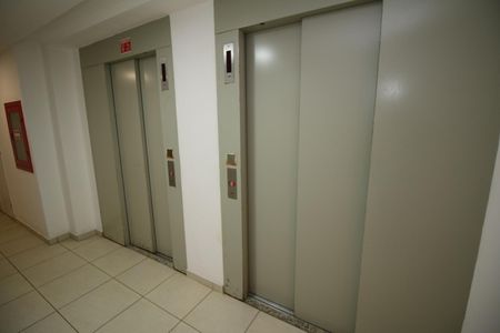 Apartamento à venda com 60m², 2 quartos e 1 vagaÁrea comum - Elevadores