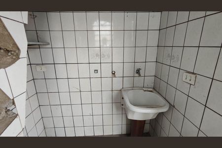 Casa à venda com 375m², 4 quartos e 2 vagas Casa à venda com 375m², 4 quartos e 2 vagasCasa 1 - Área de serviço