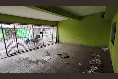 Casa à venda com 375m², 4 quartos e 2 vagas Casa à venda com 375m², 4 quartos e 2 vagasCasa 1 - Garagem