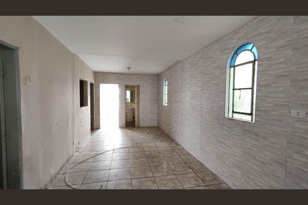 Casa 1 - Sala de casa à venda com 4 quartos, 375m² em Vila Carmosina, São Paulo