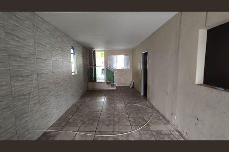 Casa 1 - Sala de casa à venda com 4 quartos, 375m² em Vila Carmosina, São Paulo