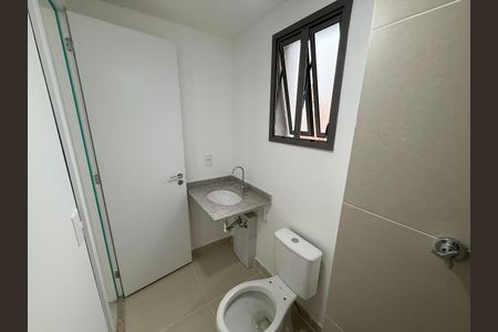 Banheiro de kitnet/studio à venda com 1 quarto, 23m² em Butantã, São Paulo