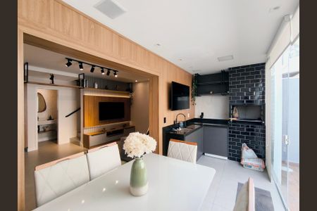 Casa de condomínio à venda com 106m², 3 quartos e 2 vagas Casa de condomínio à venda com 106m², 3 quartos e 2 vagasSala de Jantar e Churrasqueira