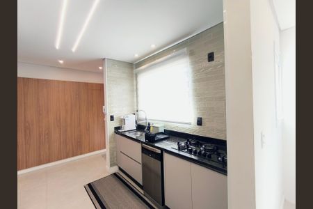 Casa de condomínio à venda com 106m², 3 quartos e 2 vagas Casa de condomínio à venda com 106m², 3 quartos e 2 vagasCozinha e Área de Serviço