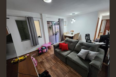 Casa para alugar com 200m², 2 quartos e sem vaga Casa para alugar com 200m², 2 quartos e sem vagaSala