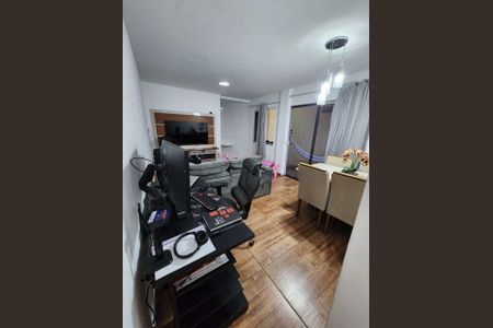 Sala de casa para alugar com 2 quartos, 200m² em Inhoaiba, Rio de Janeiro