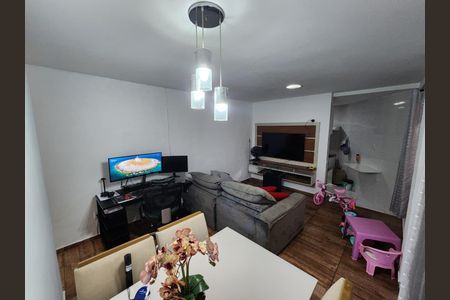 Sala de casa para alugar com 2 quartos, 200m² em Inhoaiba, Rio de Janeiro