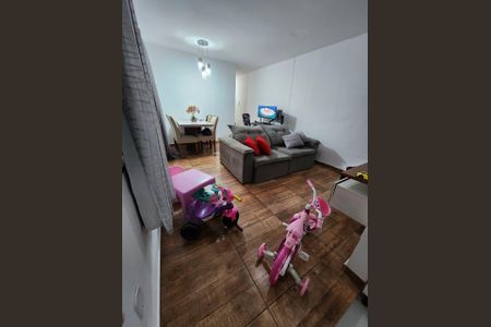 Casa para alugar com 200m², 2 quartos e sem vaga Casa para alugar com 200m², 2 quartos e sem vagaSala