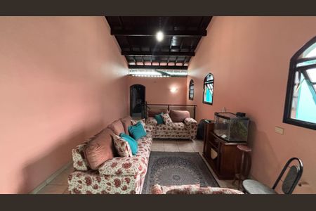 Casa à venda com 393m², 3 quartos e 2 vagasSótão - Sala Tv