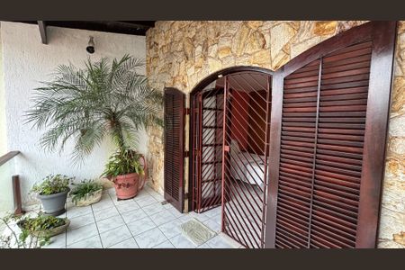 Casa à venda com 393m², 3 quartos e 2 vagasSuite Varanda