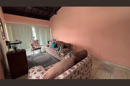 Casa à venda com 393m², 3 quartos e 2 vagasSótão - Sala Tv