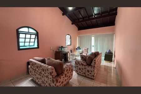 Casa à venda com 393m², 3 quartos e 2 vagasSótão - Sala Tv