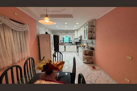 Casa à venda com 393m², 3 quartos e 2 vagasCozinha