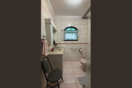 Casa à venda com 393m², 3 quartos e 2 vagasBanheiro