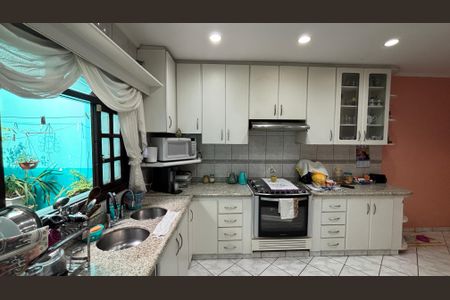 Casa à venda com 393m², 3 quartos e 2 vagasCozinha