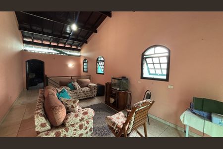 Casa à venda com 393m², 3 quartos e 2 vagasSótão - Sala Tv - Varanda