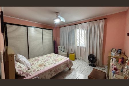 Casa à venda com 393m², 3 quartos e 2 vagasQuarto 2