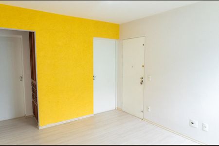 Sala de apartamento para alugar com 2 quartos, 49m² em Vila Guarani, São Paulo