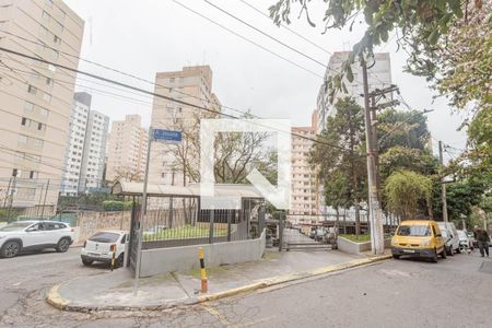 Apartamento para alugar com 51m², 2 quartos e 1 vaga Apartamento para alugar com 51m², 2 quartos e 1 vagaFachada