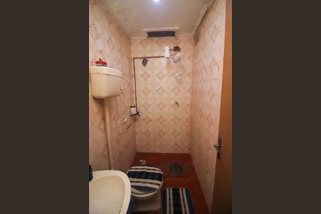 Banheiro de kitnet/studio à venda com 1 quarto, 27m² em Vila Joao Pessoa, Porto Alegre