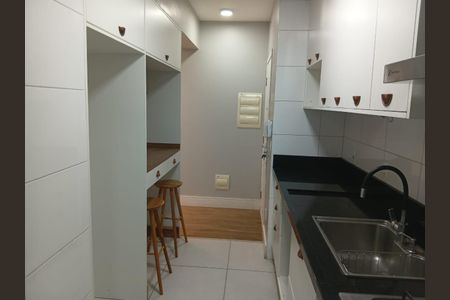 Apartamento à venda com 91m², 3 quartos e 2 vagas Apartamento à venda com 91m², 3 quartos e 2 vagasCozinha