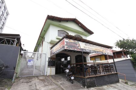 Apartamento para alugar com 110m², 3 quartos e sem vagaFachada