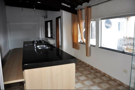 Casa para alugar com 75m², 1 quarto e sem vaga Casa para alugar com 75m², 1 quarto e sem vagaDetalhe - Cozinha